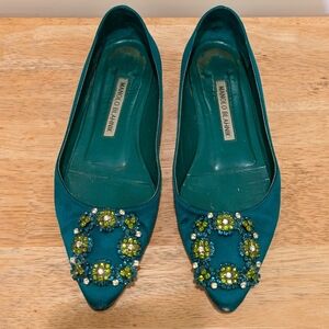 Manolo Blahnik 35 HANGISIFLAT Green Satin Jewel Buckle Flat Pumps